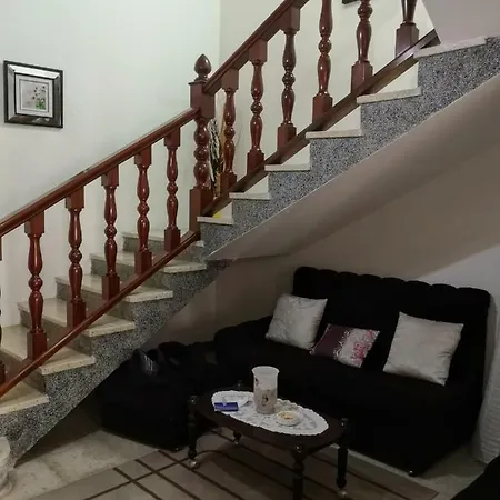 Eva House 马尔萨斯卡拉